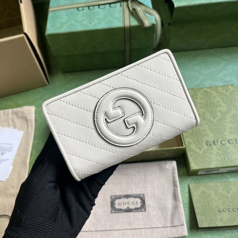 G*u*i wallets & purse